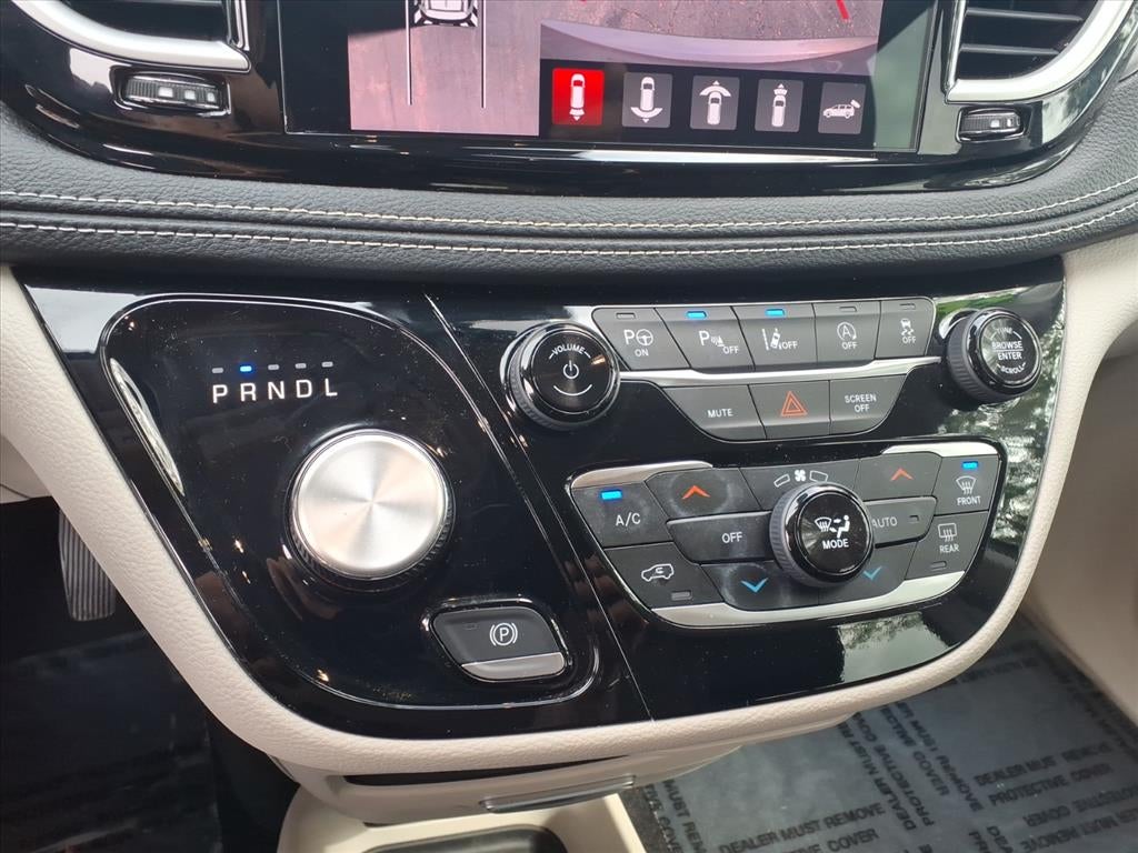 2023 Chrysler Pacifica Touring L AWD