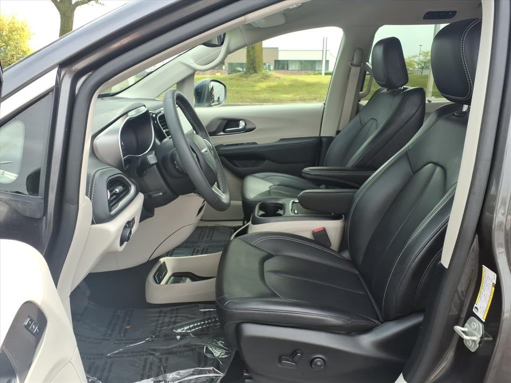 2023 Chrysler Pacifica Touring L AWD