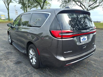 2023 Chrysler Pacifica Touring L AWD