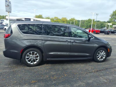 2023 Chrysler Pacifica Touring L AWD