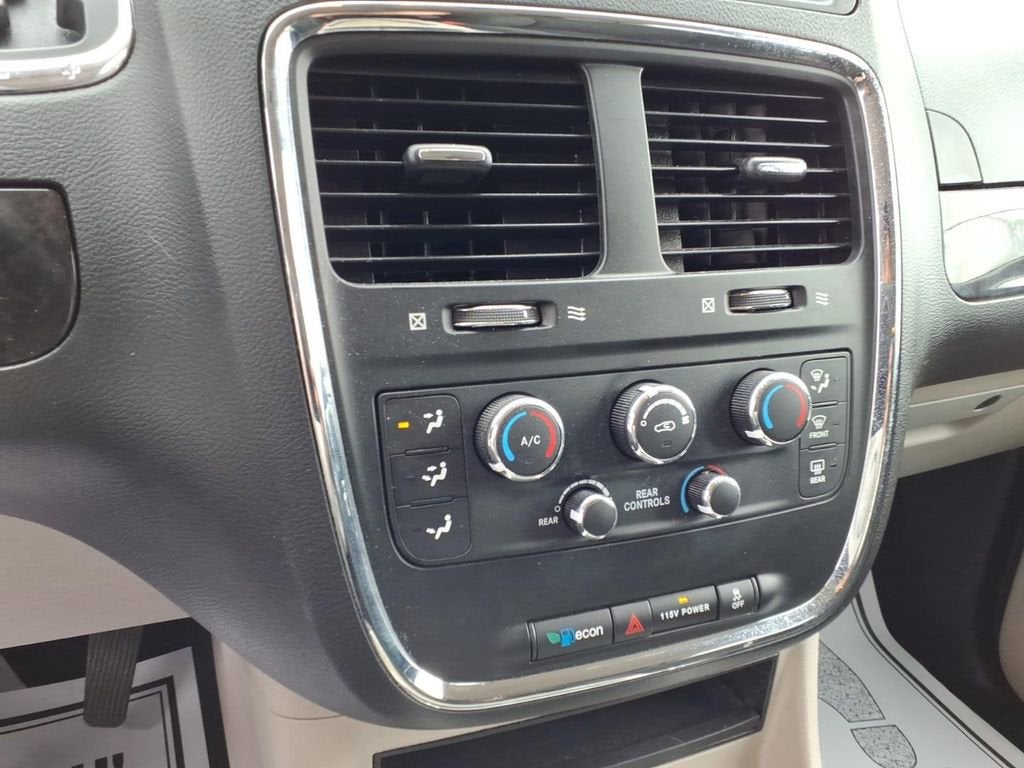 2016 Dodge Grand Caravan SXT
