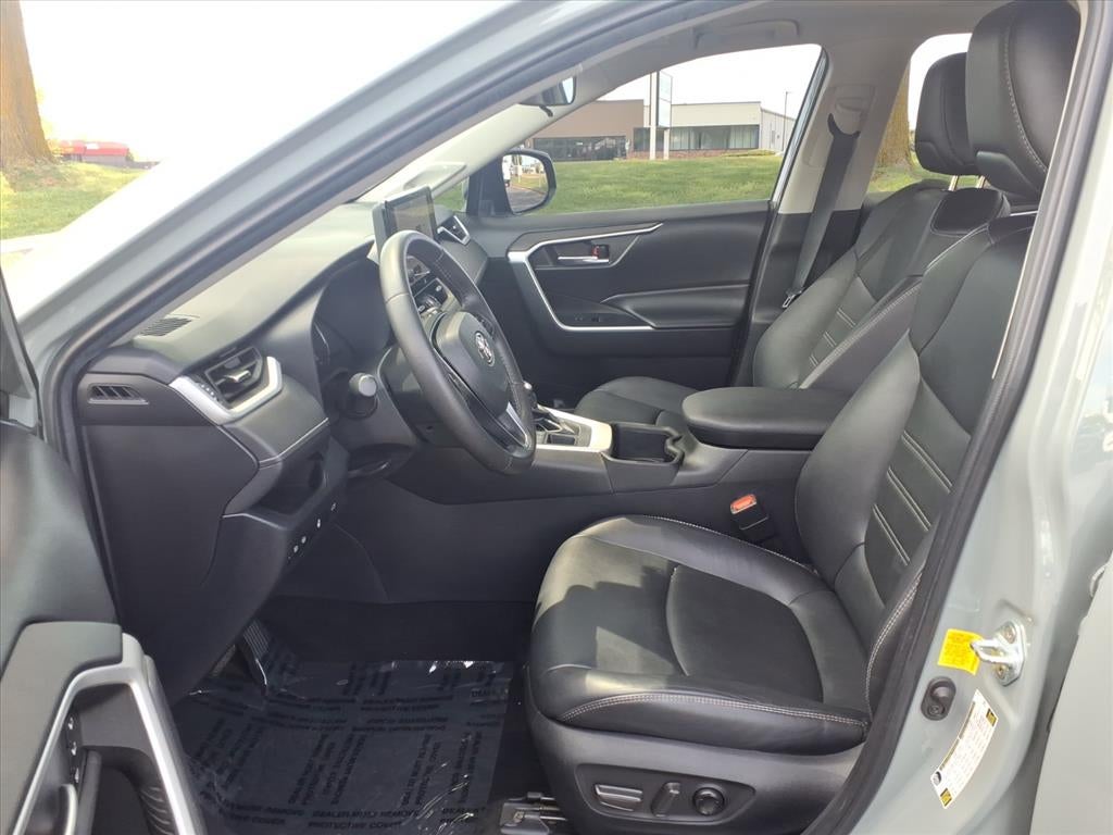 2023 Toyota RAV4 XLE Premium