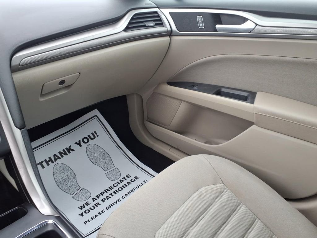 2019 Ford Fusion Hybrid SE