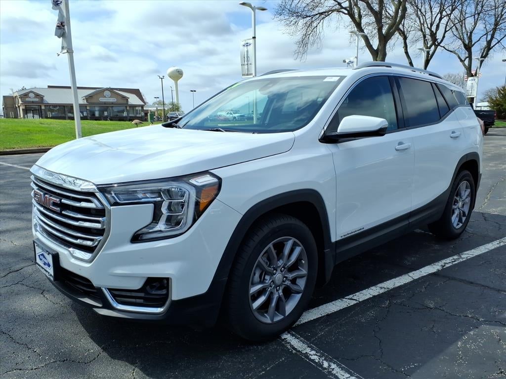 2024 GMC Terrain SLT