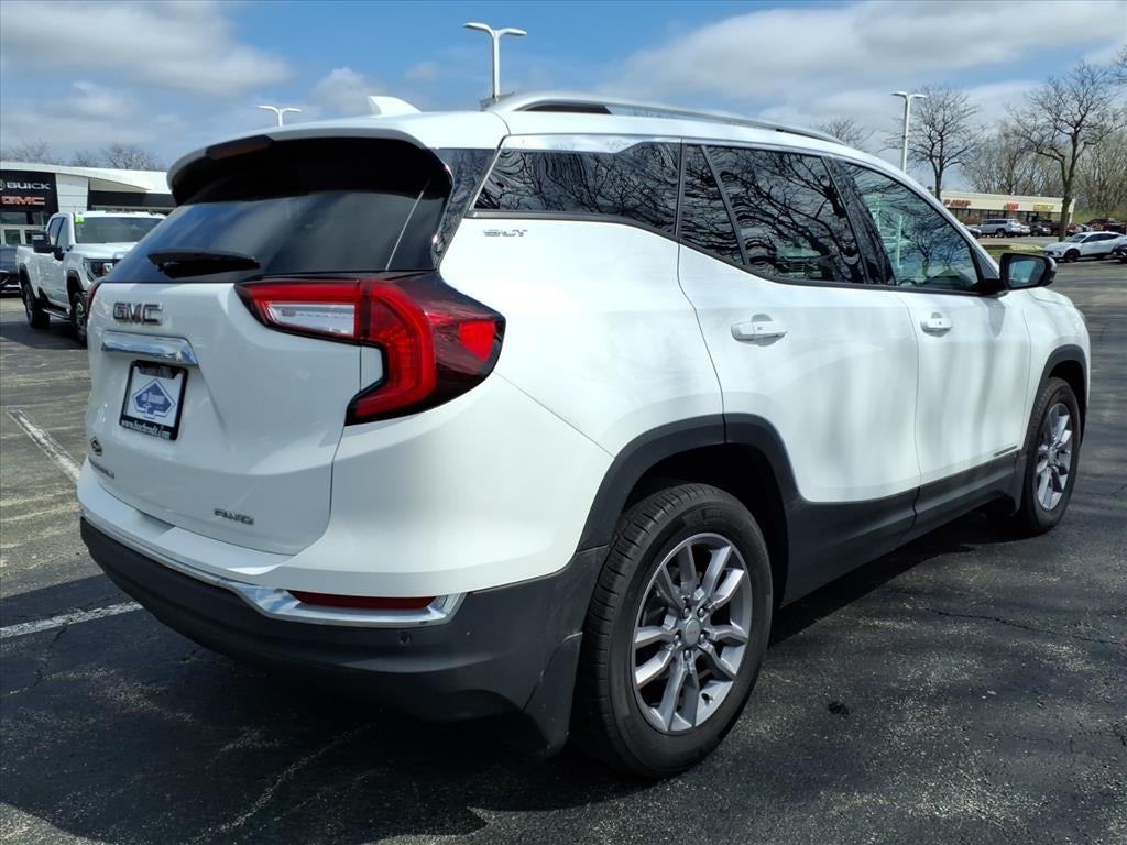 2024 GMC Terrain SLT
