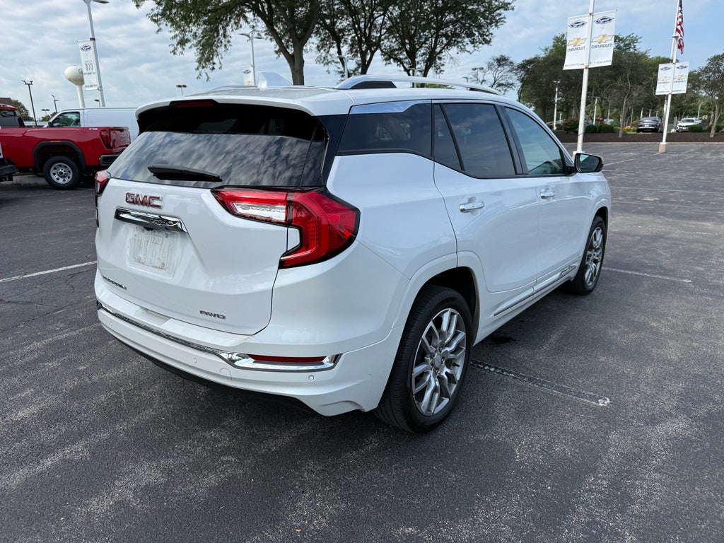 2024 GMC Terrain Denali