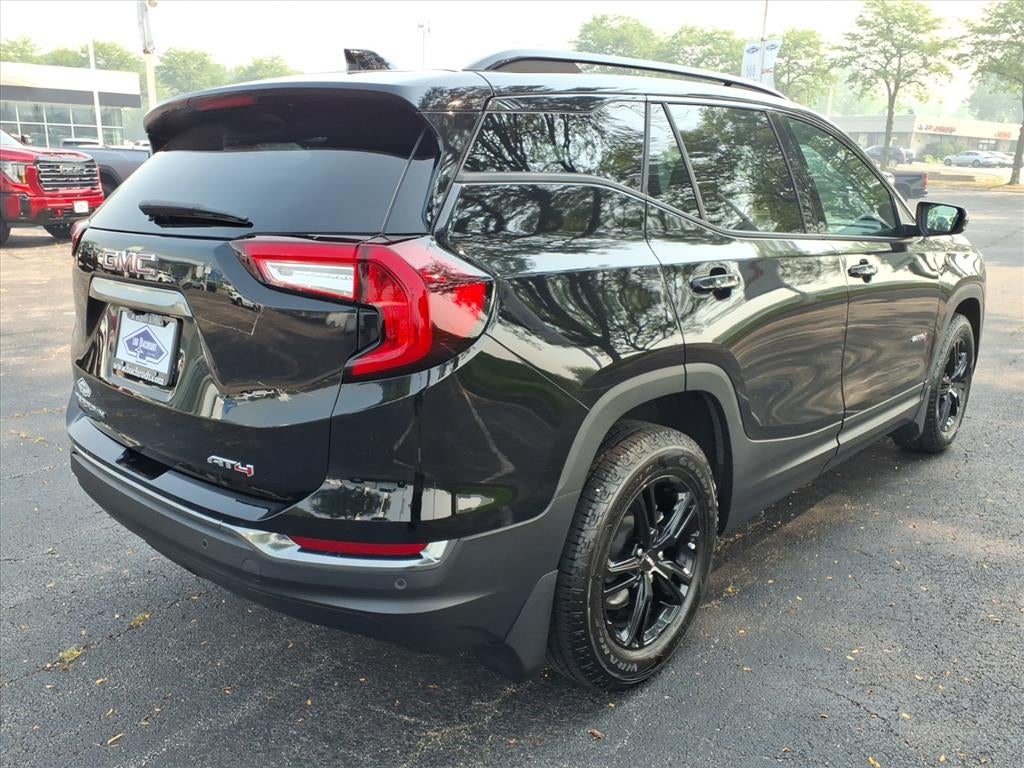 2024 GMC Terrain AT4
