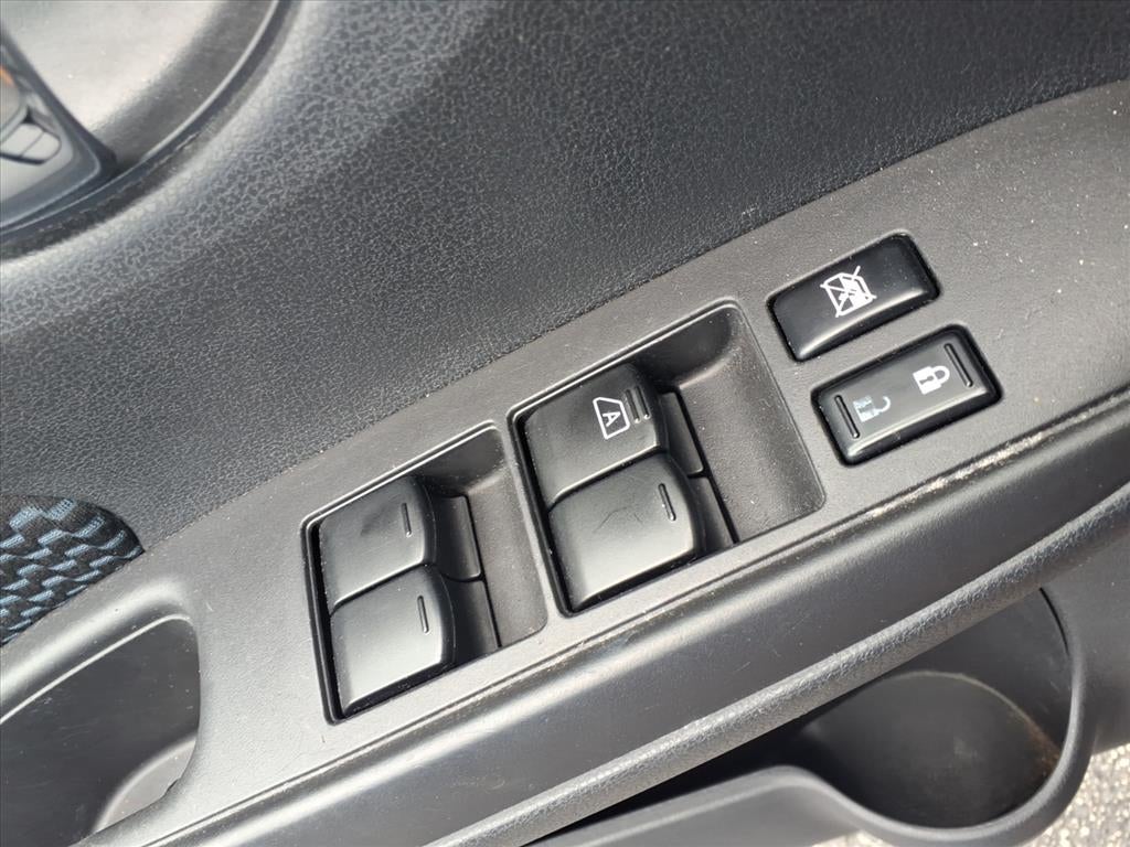 2016 Nissan Versa Note S (SR)