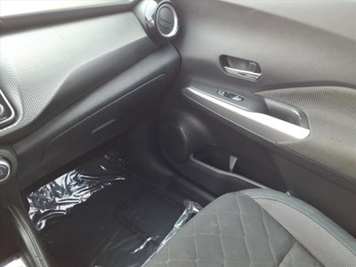 2020 Nissan Kicks SV Xtronic CVT