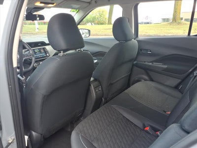 2024 Nissan Kicks SV Xtronic CVT