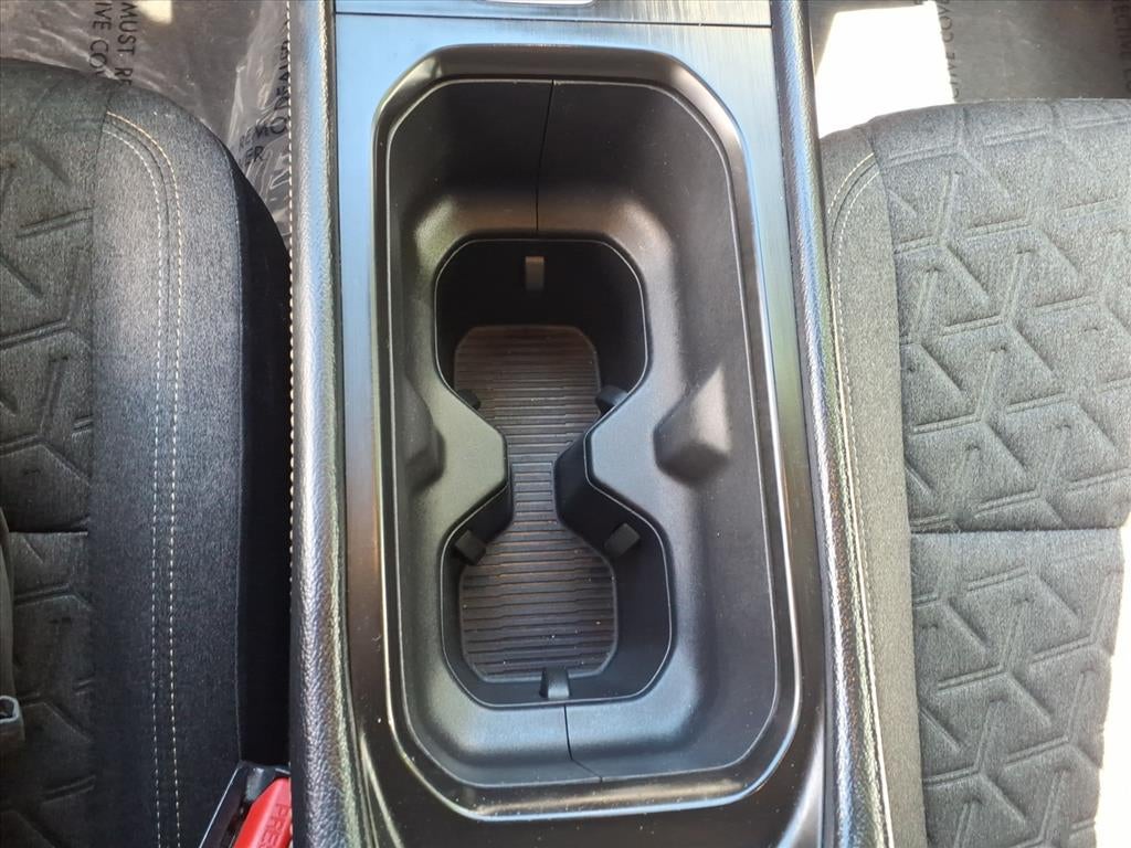 2025 Nissan Kicks SV Intelligent AWD