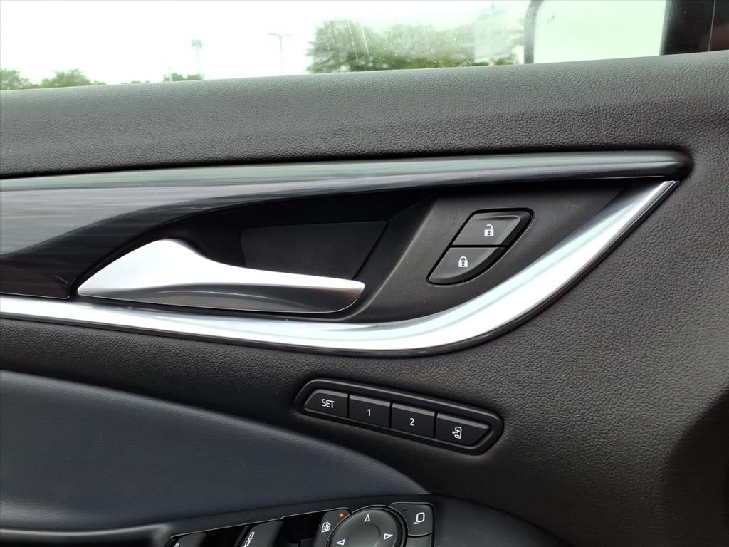 2023 Buick Enclave Premium
