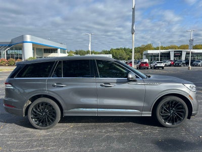 2022 Lincoln Aviador Reserve
