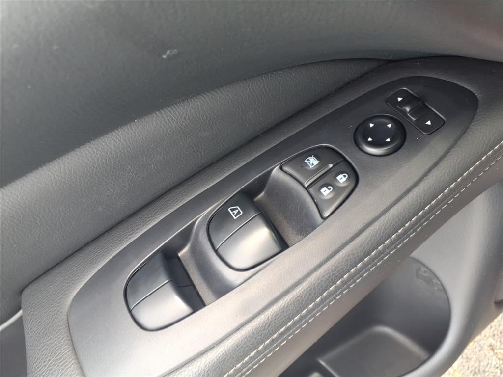 2020 Nissan Pathfinder S 4WD