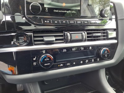 2025 Nissan Pathfinder Platinum