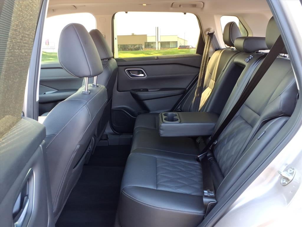 2024 Nissan Rogue Platinum FWD
