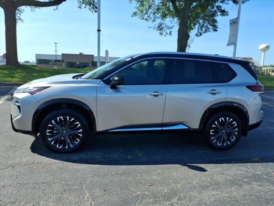 2024 Nissan Rogue Platinum FWD