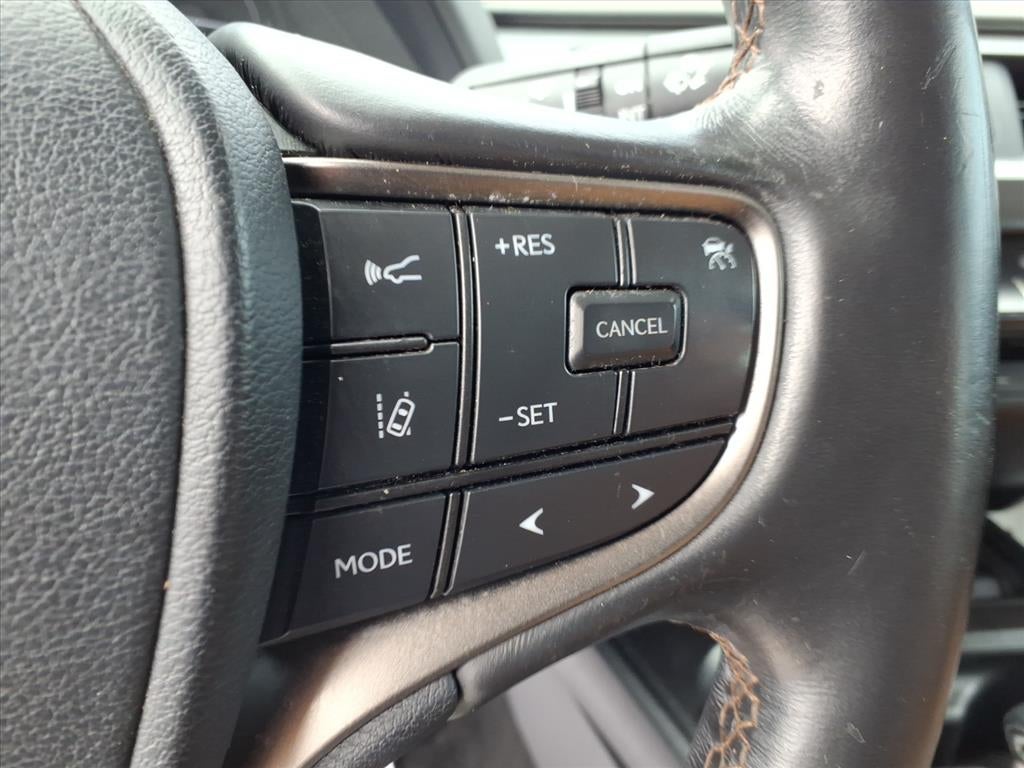 2021 Lexus UX 200 UX 200