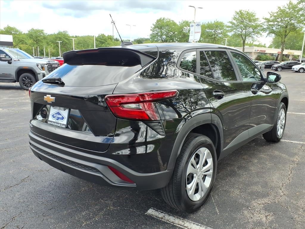 2025 Chevrolet Trax LS
