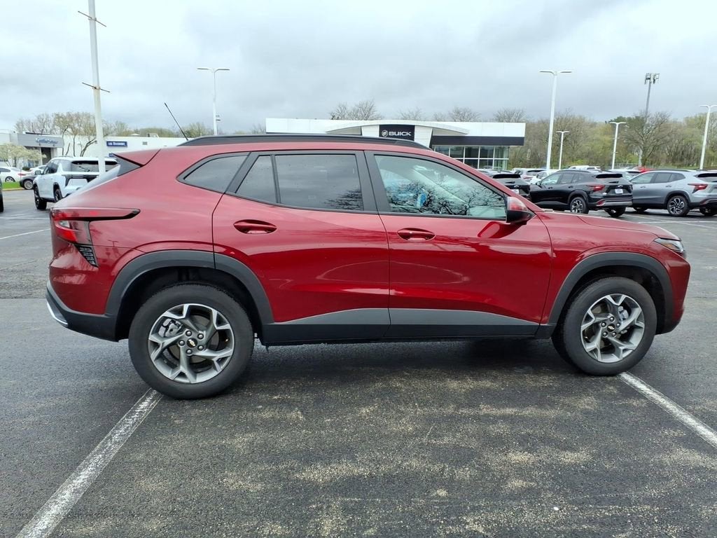 2025 Chevrolet Trax LT