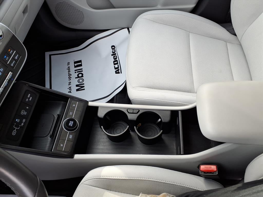 2025 Hyundai Kona SEL Convenience
