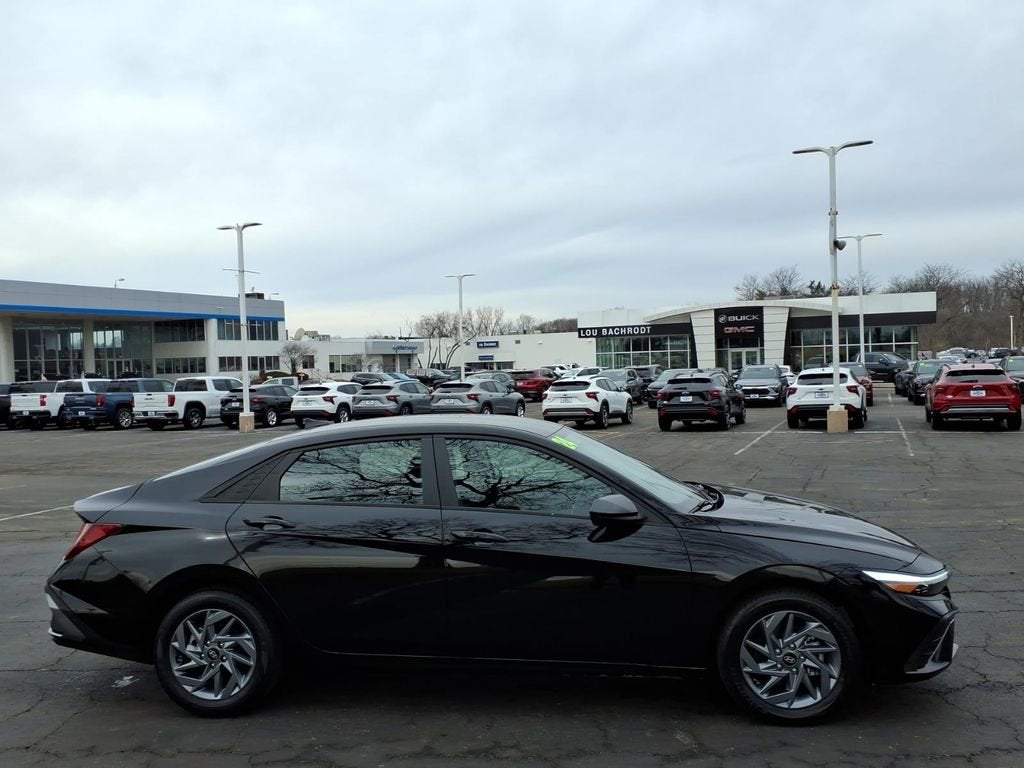 2024 Hyundai Elantra SEL