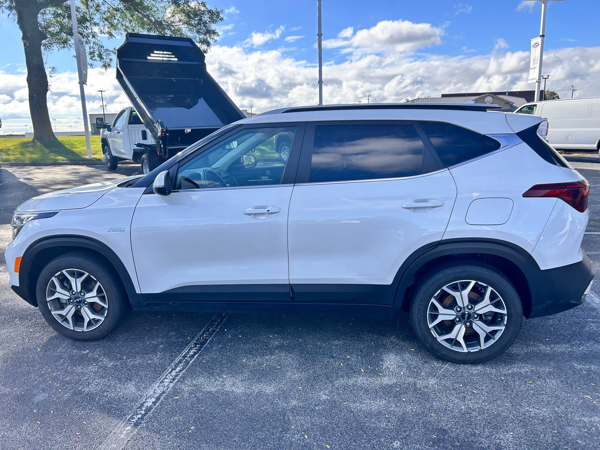 2023 Kia Seltos EX