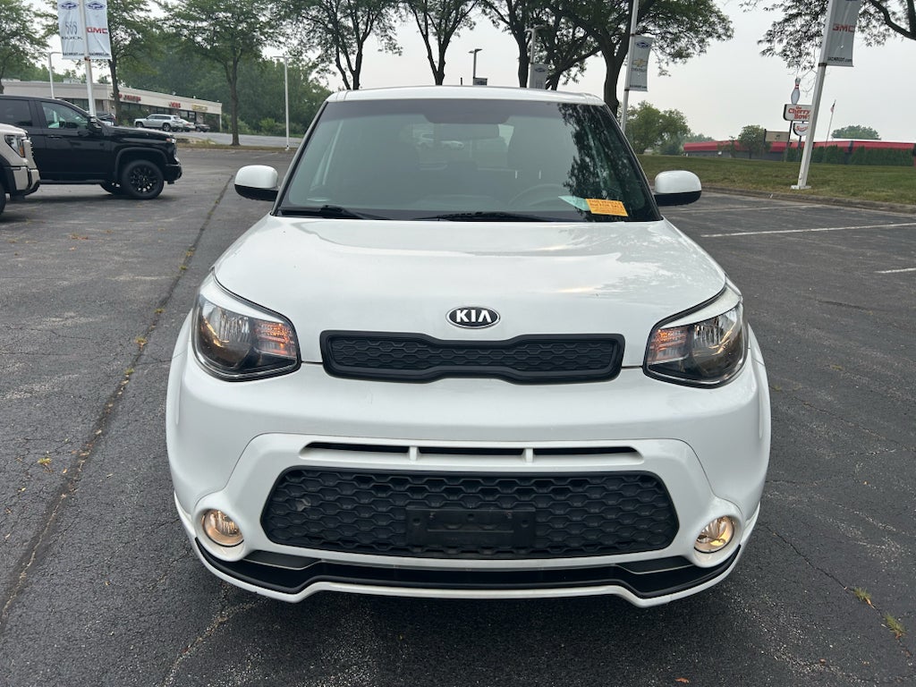 2016 Kia Soul +