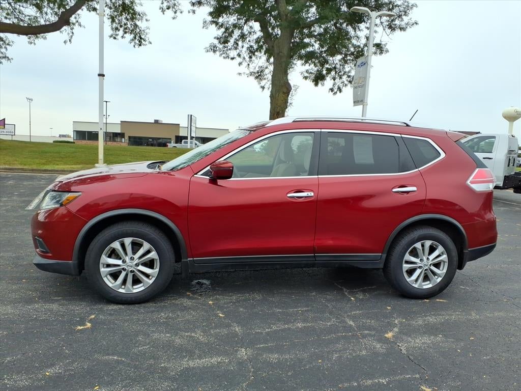2016 Nissan Rogue SV