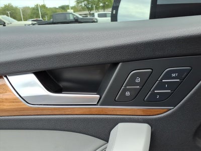 2025 Audi Q5 Premium Plus 40 TFSI quattro S tronic