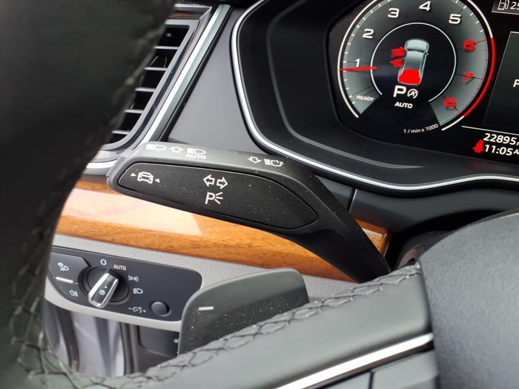 2025 Audi Q5 Premium Plus 40 TFSI quattro S tronic