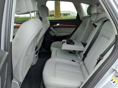 2025 Audi Q5 Premium Plus 40 TFSI quattro S tronic