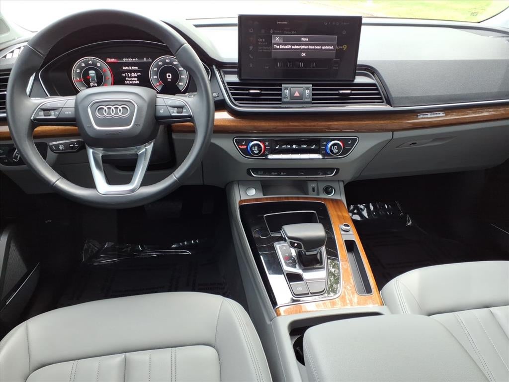 2025 Audi Q5 Premium Plus 40 TFSI quattro S tronic