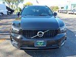 2022 Volvo XC40 T5 R-Design