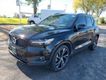 2022 Volvo XC40 T5 R-Design