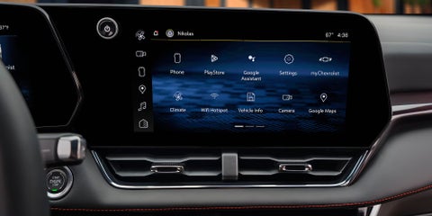 The 2026 Chevy Equinox infotainment system. | Lou Bachrodt Auto Mall in Rockford IL